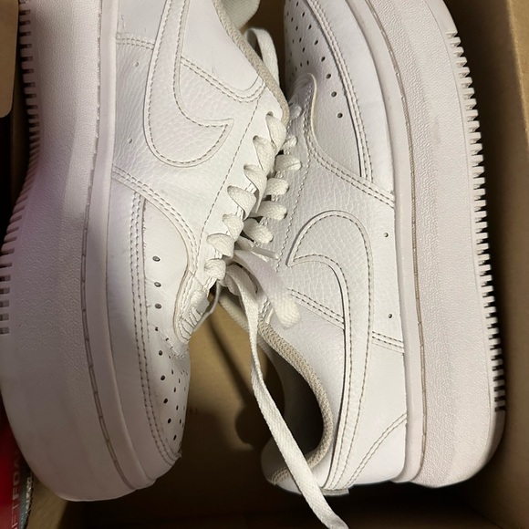 Nike Court Vision Alta
Women's Shoes - Picture 3 of 3